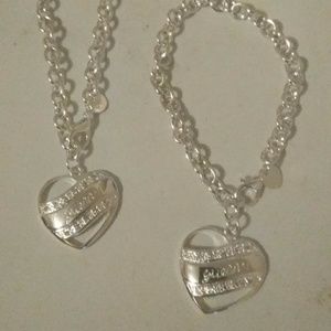 Matching Silver Necklace/Bracelet Set